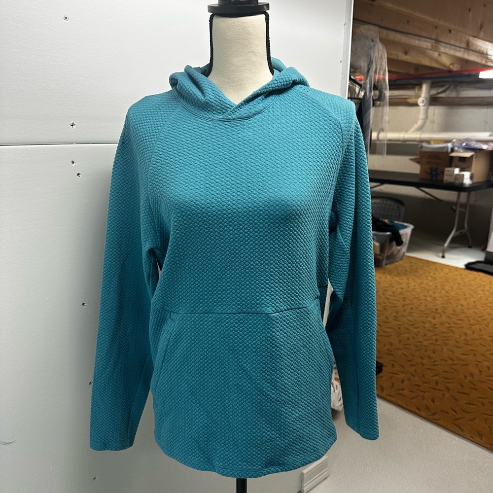 EUC Lululemon Men’s size S (will fit s/m women’s)